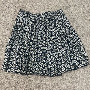 NWOT Brandy Melville Floral Flowy Skirt One Size
